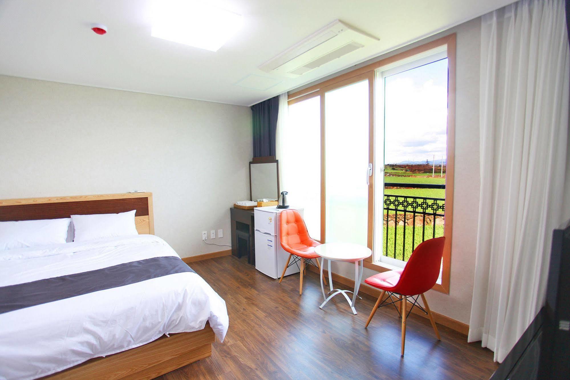 J Raum Resort Seogwipo Luaran gambar