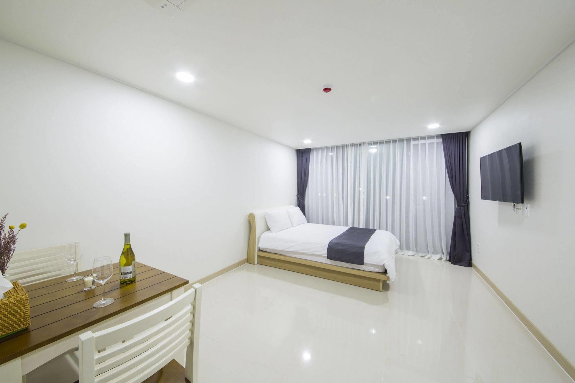 J Raum Resort Seogwipo Luaran gambar