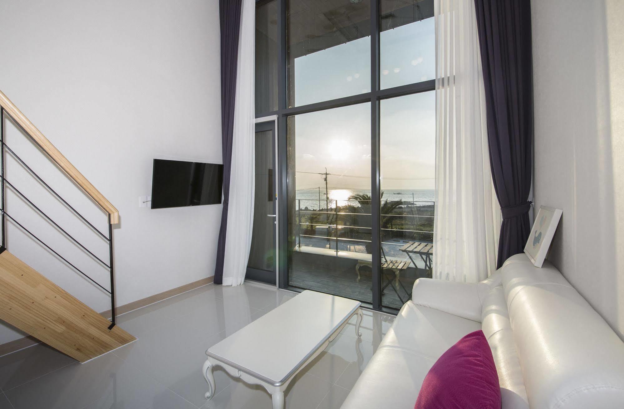 J Raum Resort Seogwipo Luaran gambar