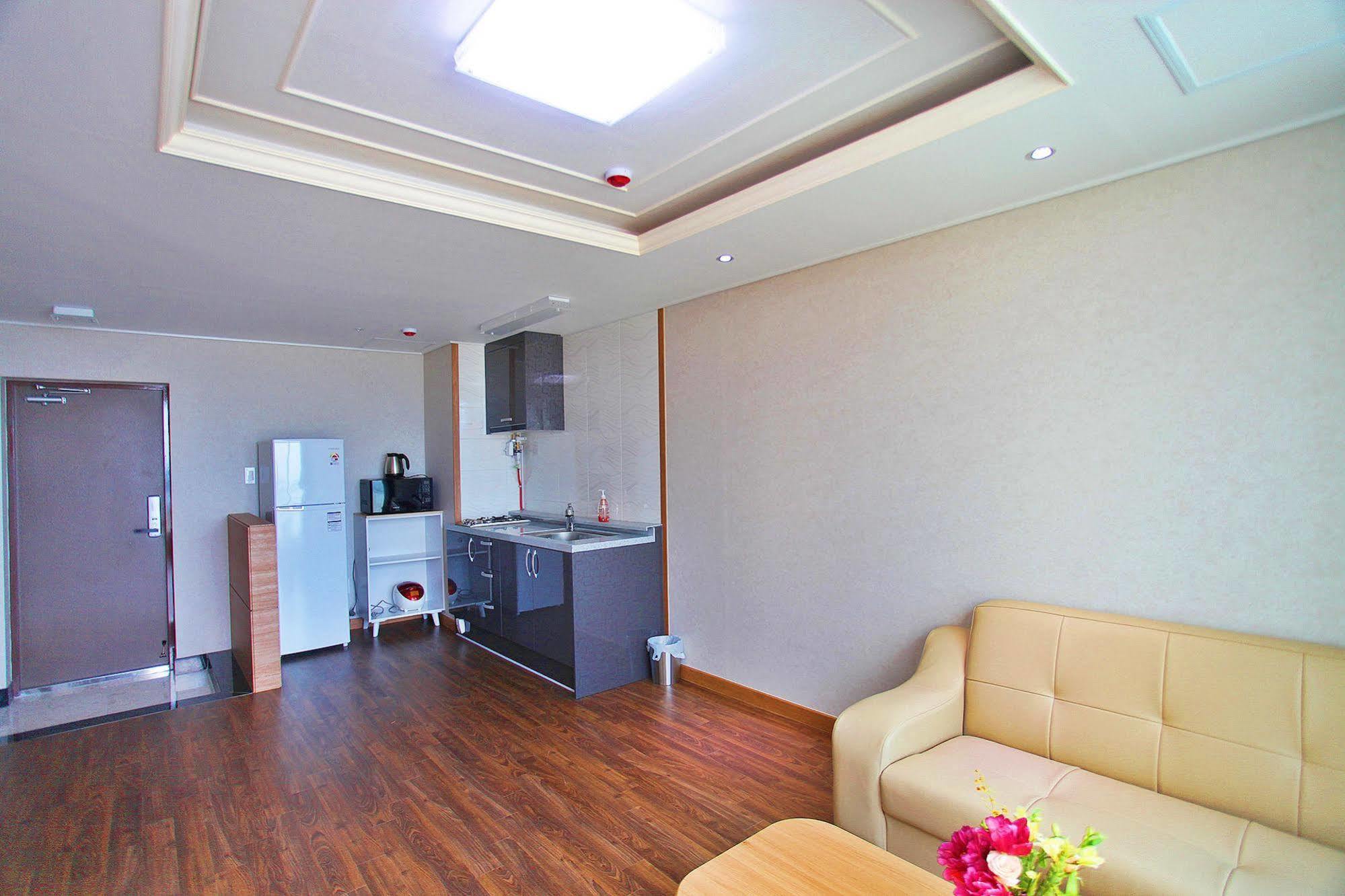 J Raum Resort Seogwipo Luaran gambar