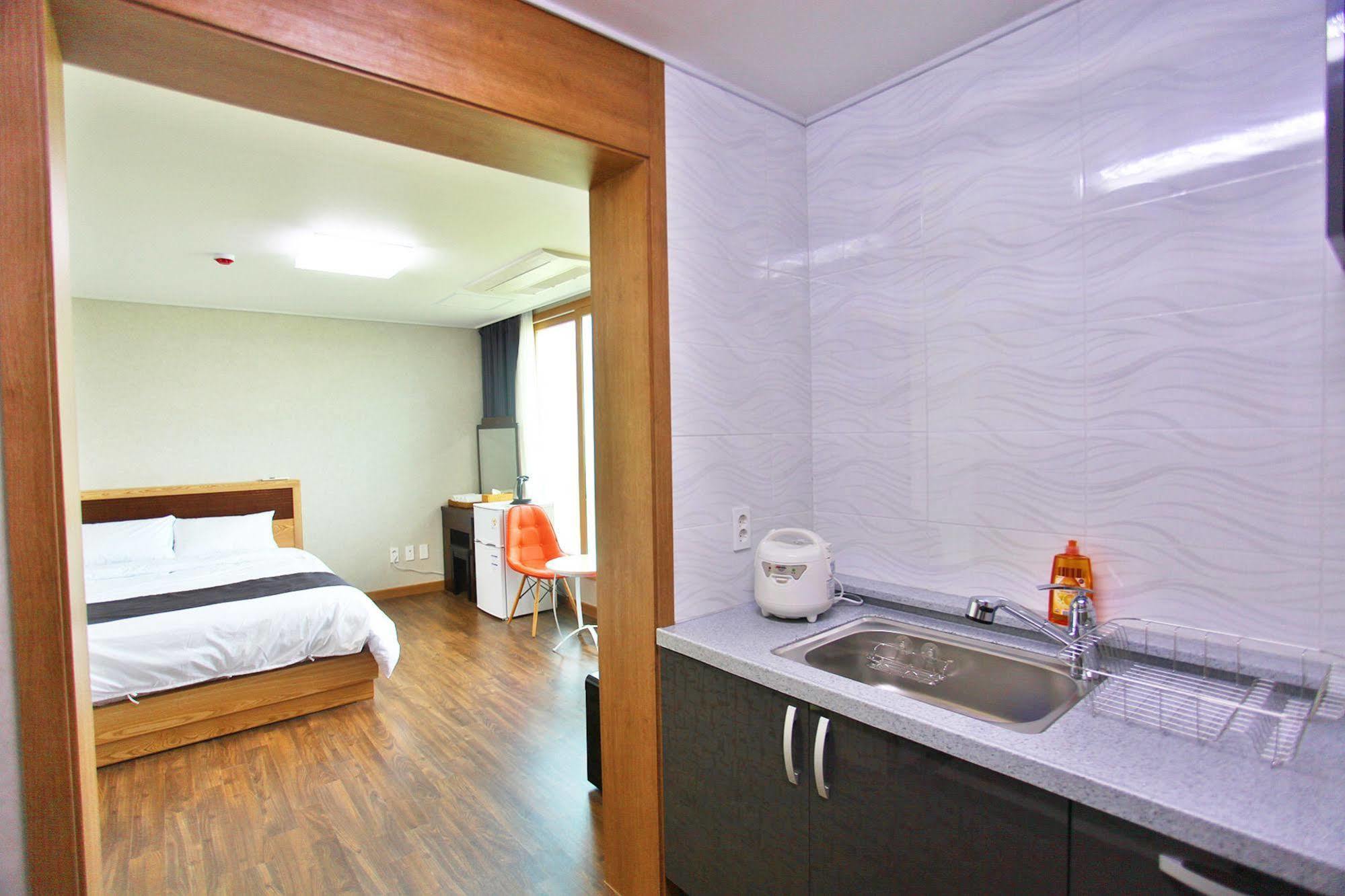 J Raum Resort Seogwipo Luaran gambar